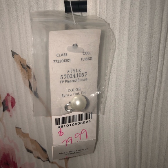 White House black market blouse! - Picture 4 of 6